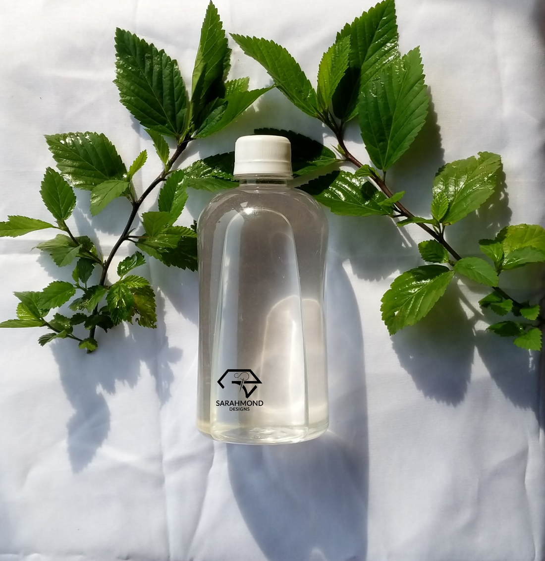 How Edible Cold Pressed Coconut Oil Makes You Glow From Inside Out